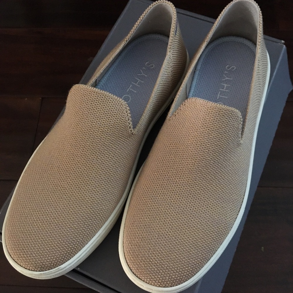 Rothys merino sneaker size 5.5